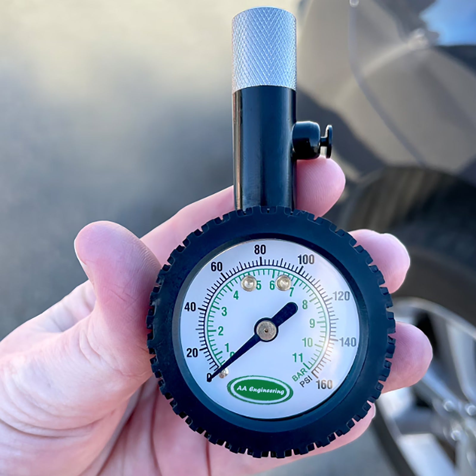 AA Engineering High Pressure Dial Tire Gauge (10-160 Psi) Black - 20491